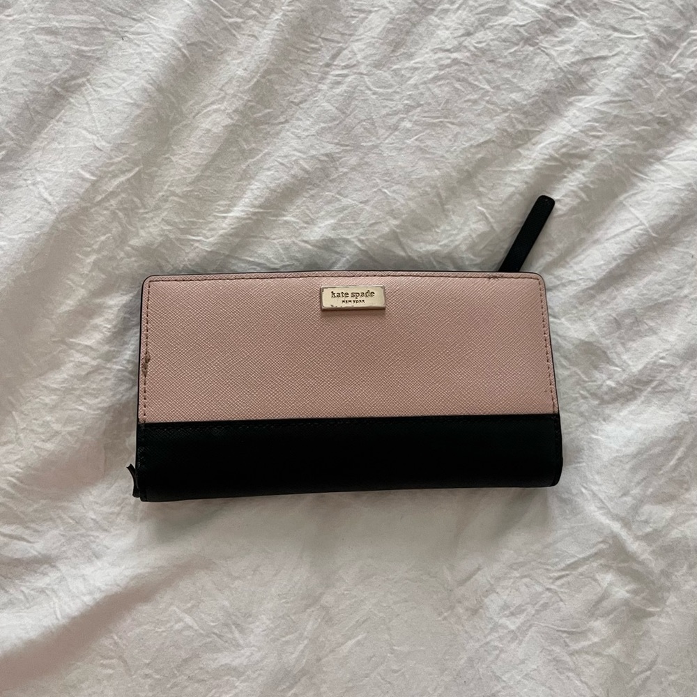 Kate Spade | Pink & Black Spencer Slim Bifold Leather Wallet